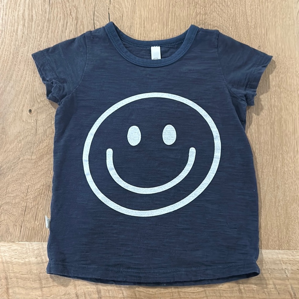 Childhoods tee